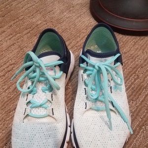 Under Armour Speedform Fortis sneakers